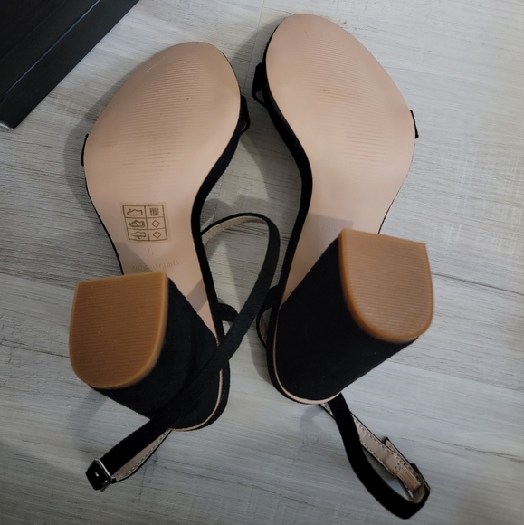 PrettyLittleThing Heels - Picture 5 of 8